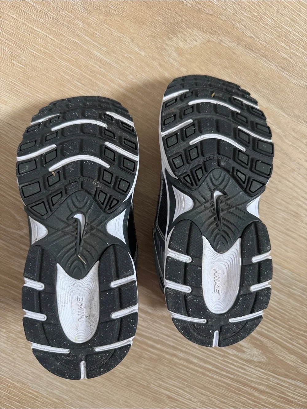 Nike Kids Silver, Black and White Running Sneakers